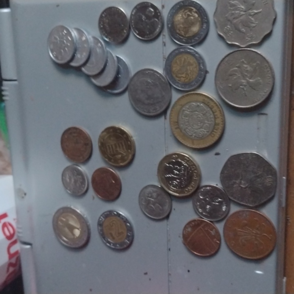 Assorted Coins Collection(Copper&Silver& Foreign) - Picture 9 of 11
